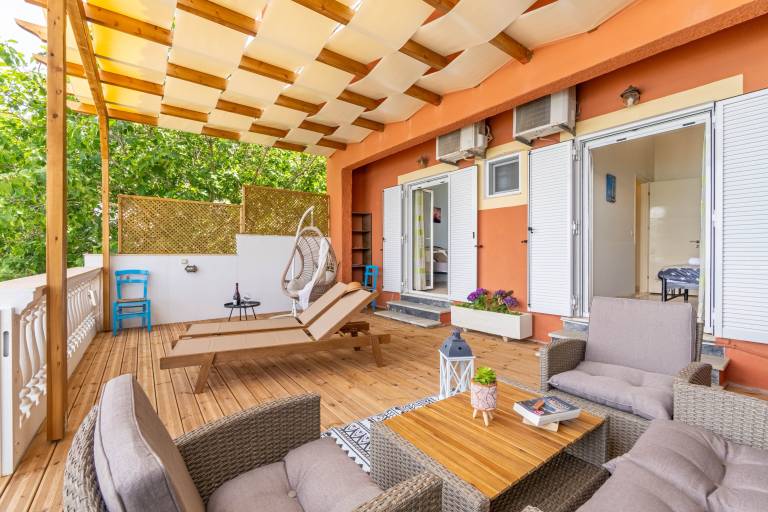 Apartment 'Nikos Seaside' with Sea View, Wi-Fi and Air Conditioning — photo 3
