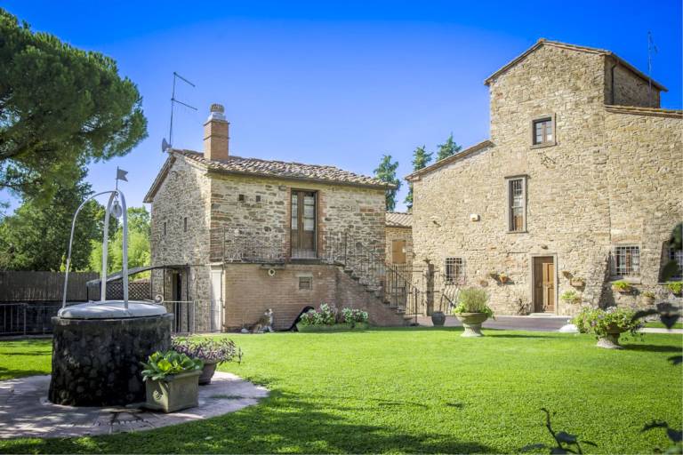 65 m&sup2; Villa