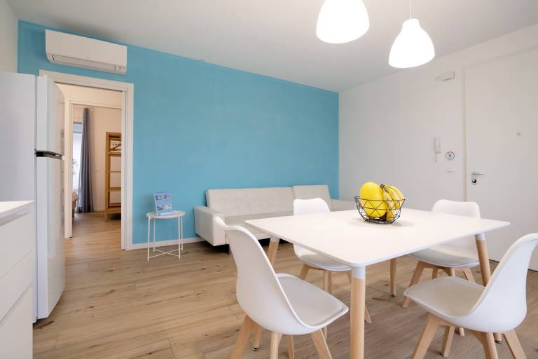 Apartment 'Deluxe 6' with Shared Garden, Wi-Fi and Air Conditioning — photo 4