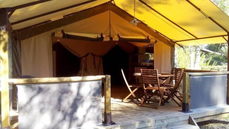 Camping-Unterkunft Matour