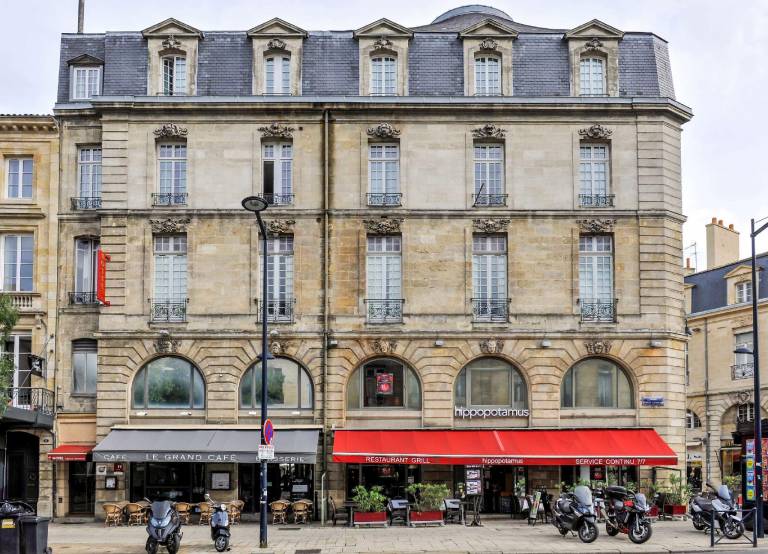 Hotel Coeur de City Bordeaux Clemenceau by HappyCulture in Bordeaux