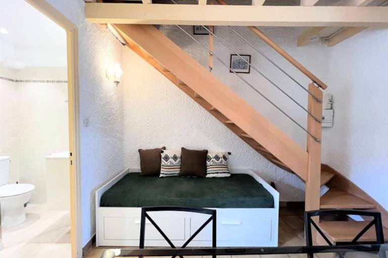 Fully equipped pleasant holiday apartment with grill, pool & patio | Pet-friendly — photo 5