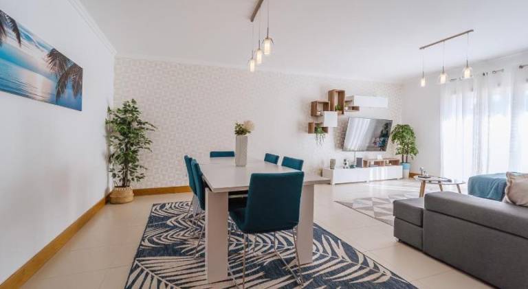 Rental apartment with patio & grill — photo 3