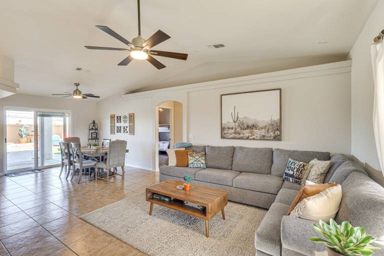 Pool, Games & Views! Lake Havasu City Family Home — photo 3