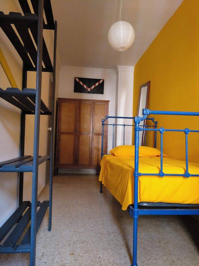 Private Room ∙ 1 Bedroom ∙ 1 Guest - Seville