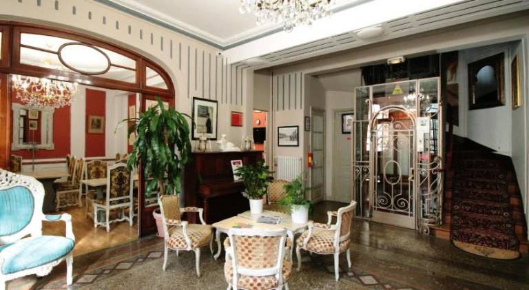 Hotel Crystal Reims Centre — photo 4