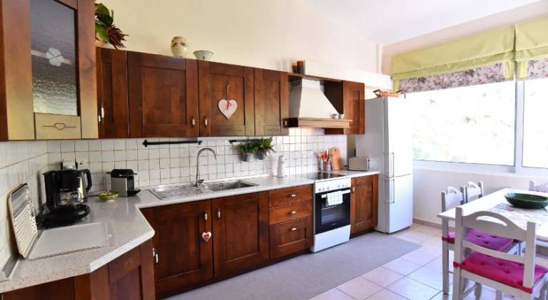 Holiday apartment with terrace — photo 5