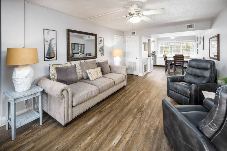 204D - 2BR/2 Bath at Seaspray Condos on Okaloosa Island, Fort Walton Beach, Fl — photo 3