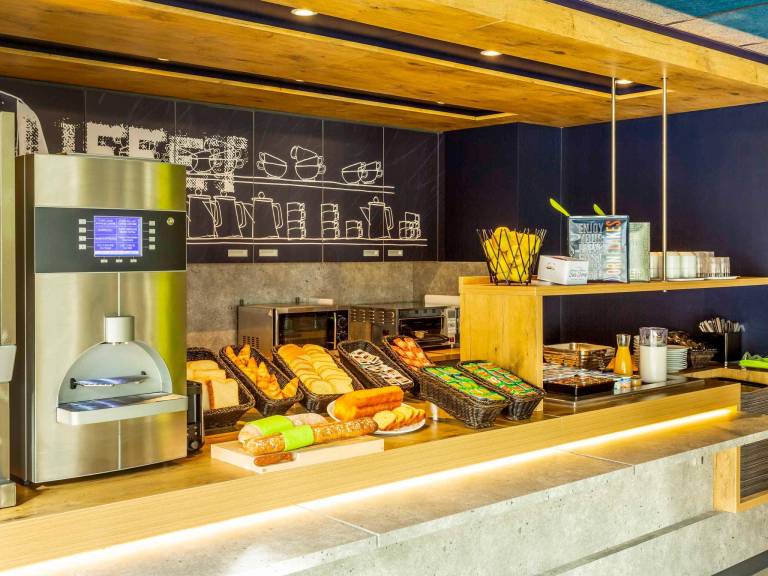 Ibis budget Beauvais Aeroport — photo 3