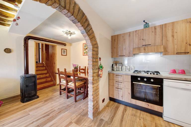 Fully equipped nice rental apartment with terrace | Mountain view | Pets are welcome — photo 4