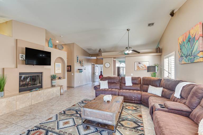 Heated Pool at 3 BR Home: 5 Mi to Coachella! — photo 3