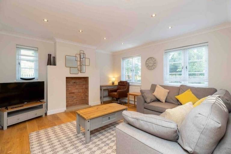 Cottage  Banbury