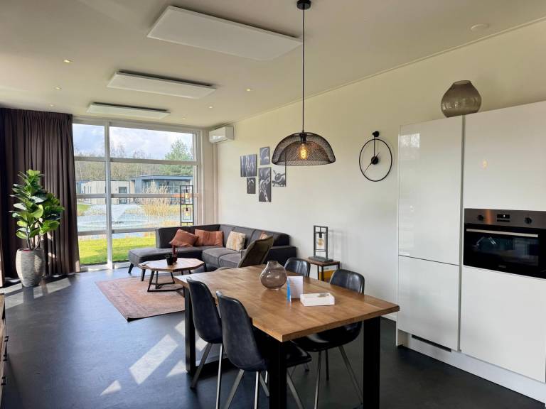 Chalet Seeblick mit Klimaanlage und traumhaftem Blick im EuroParcs Maasduinen — photo 3