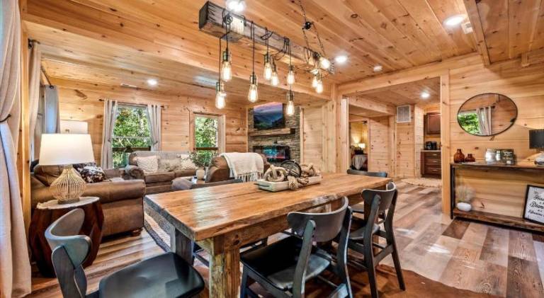 Spacious vacation home | Perfect for remote work | Pets are welcome — photo 4
