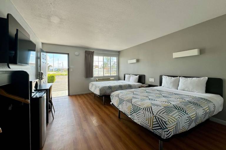 Motel 6 Delano CA