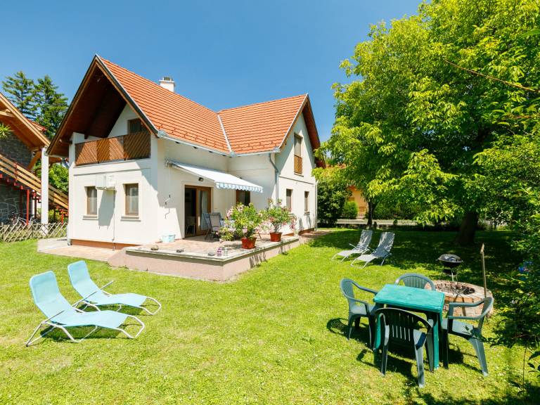 House Balatonszemes