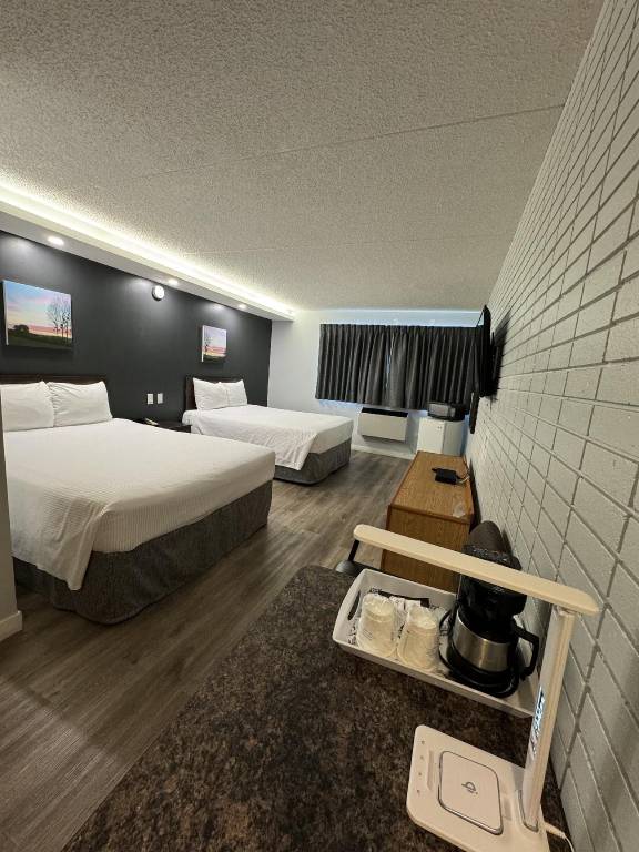 Travelodge Winnipeg Airport in Winnipeg, MB