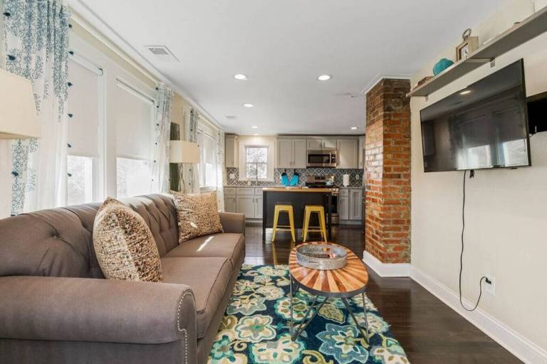 Apartment Manheim Park