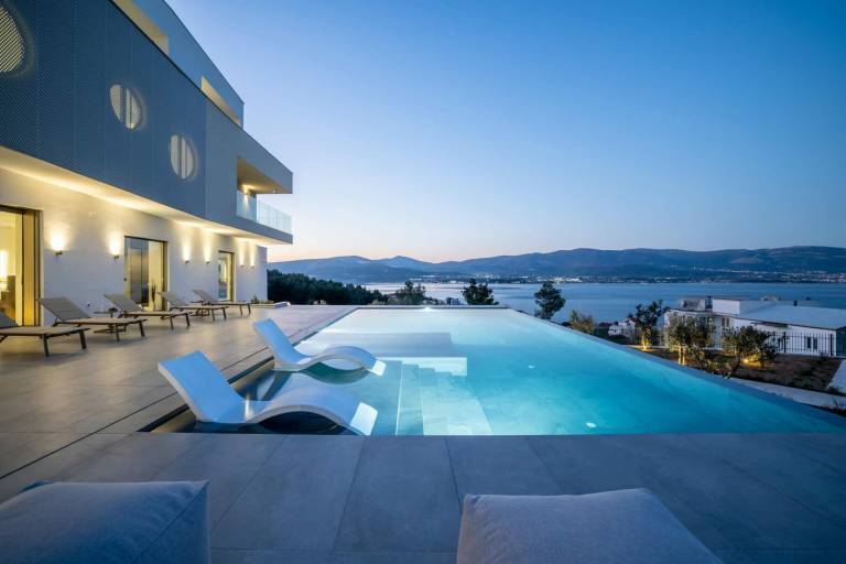 Villa  Trogir