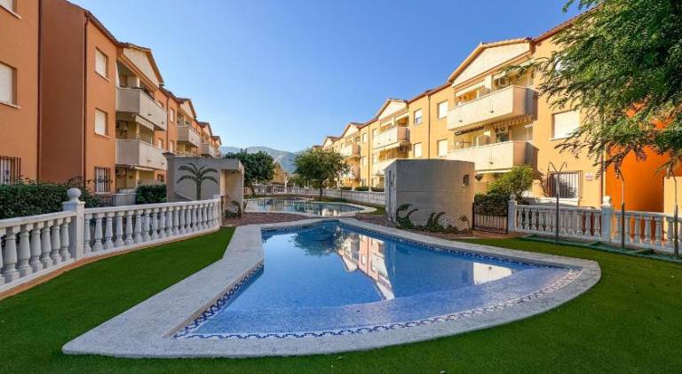 Rental apartment with private pool — photo 4