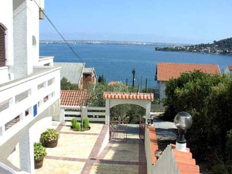 Apartman Sutomišćica