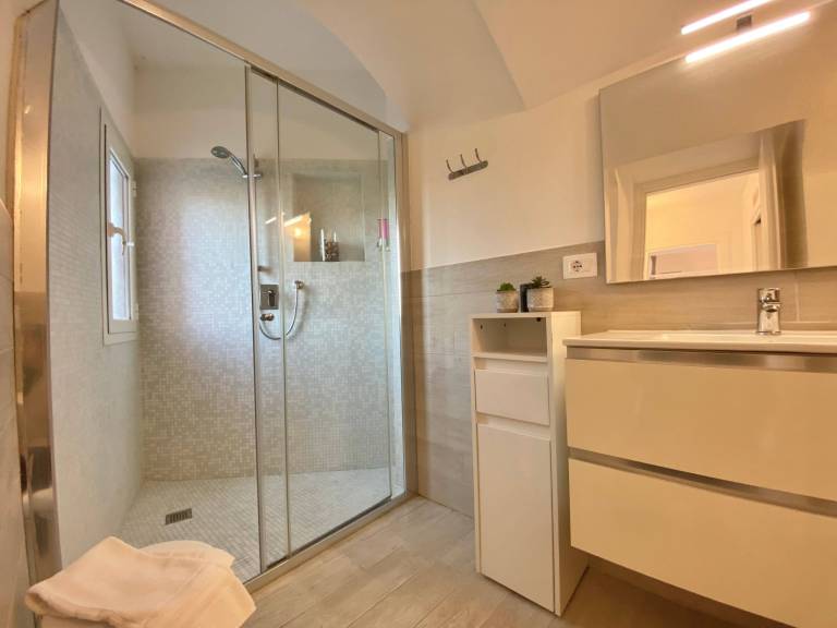 Casa Rosa Tre, 45 Quadratmeter Wohnung und Parkplatz — photo 2