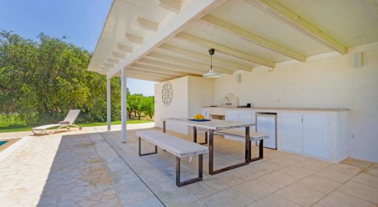 Villa with pool — photo 4