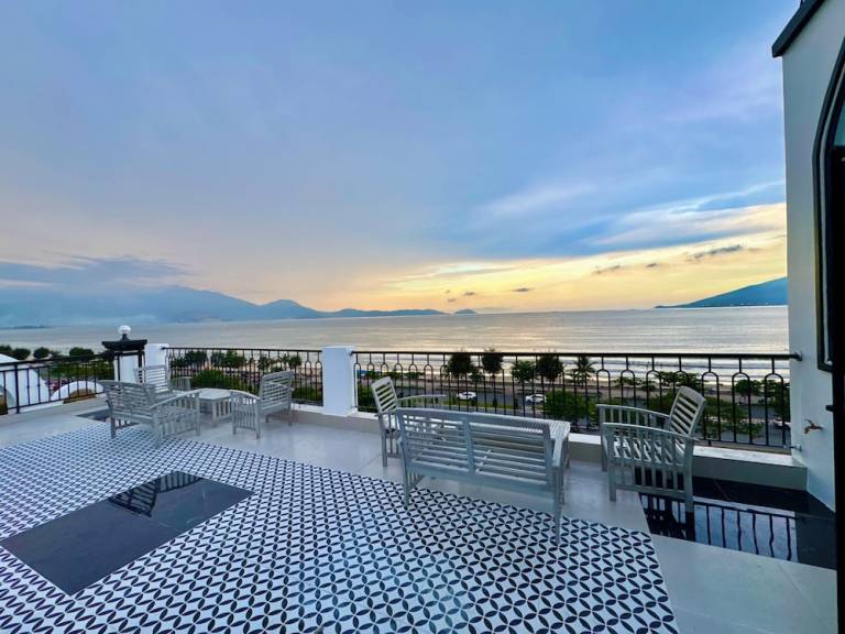 Aparthotel Hoà Khánh Bắc
