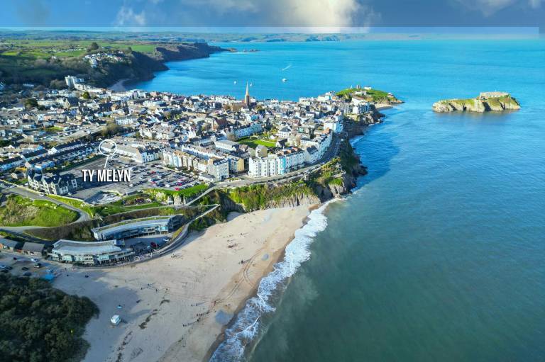 Child-friendly lovely cottage with fast internet & garden | Sea view | Beach nearby | Pet-friendly in Tenby