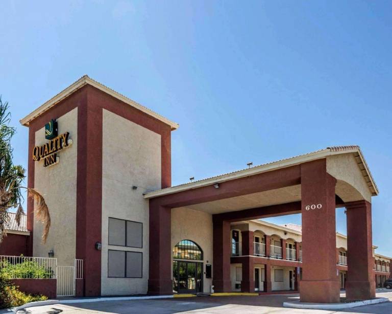 Quality Inn Blythe I-10 in Blythe, CA
