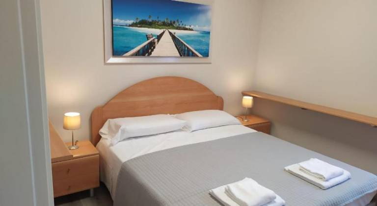Holiday apartment with garden & pool | Next to the beach | Pet-friendly — photo 2