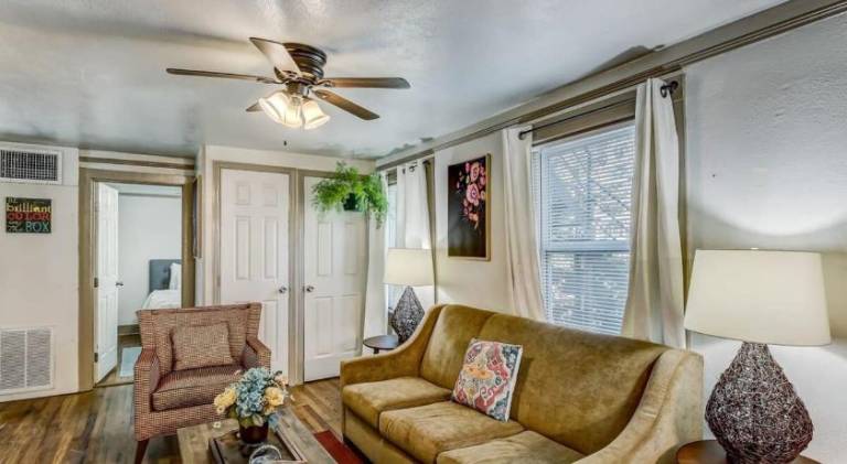 Rental apartment with 3 rooms for 6 persons — photo 2