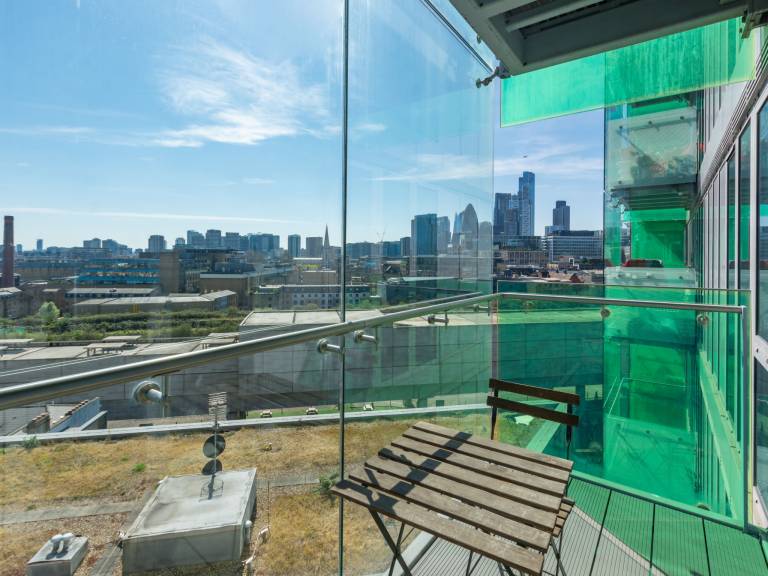 Apartment  London