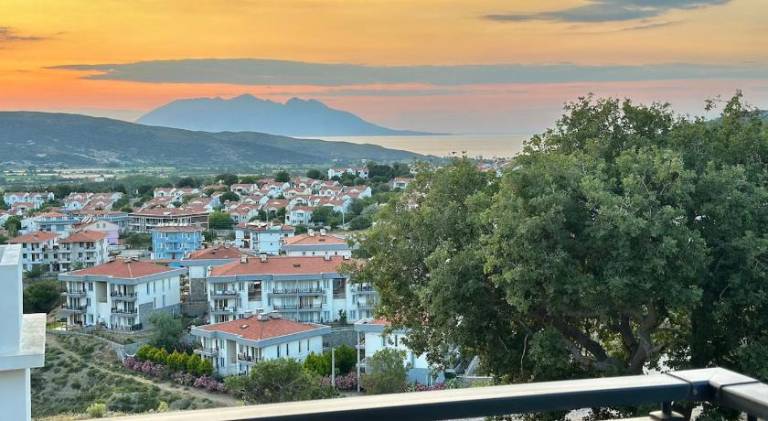 Green Roof Villa - Sea View & Large Garden — photo 5