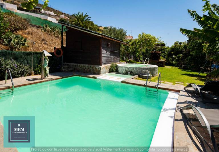 Ferienhaus in Balcon De Telde mit Privatem Pool