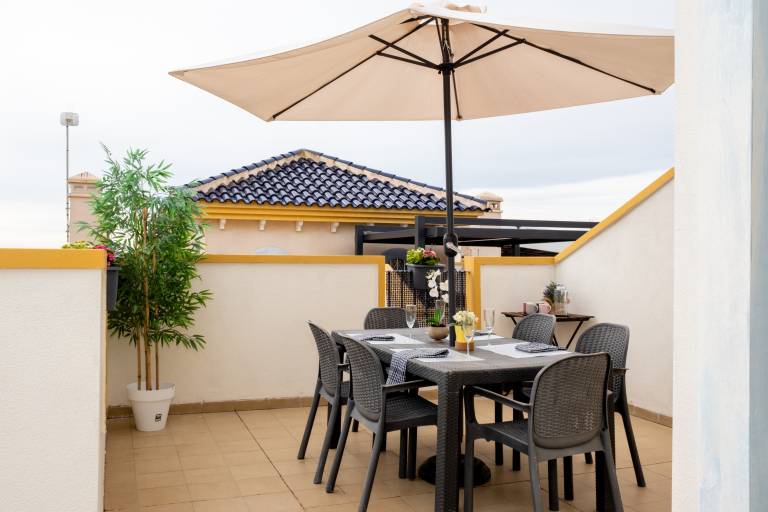 Fully equipped vacation home with jacuzzi, pool & barbeque | Mountain view | Pet-friendly — photo 2