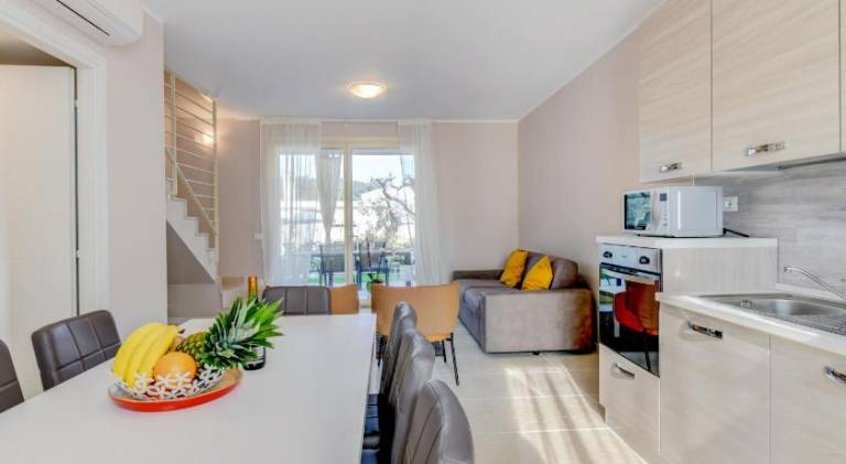 Pleasant vacation home with garden, pool & terrace | Beach nearby | Pet-friendly — photo 4