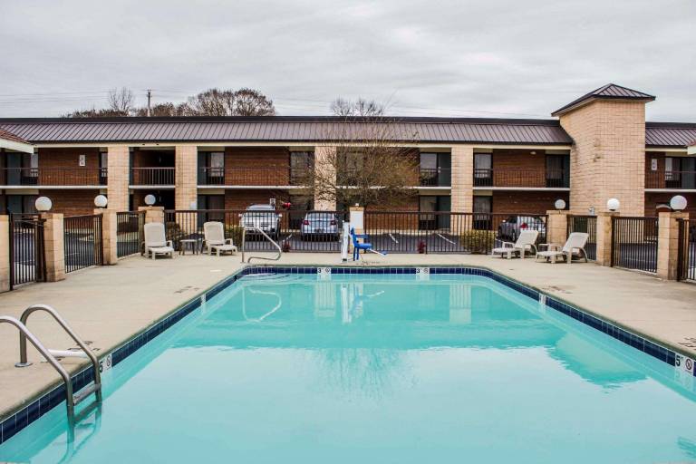 Quality Inn Kinston Hwy 70 — photo 2