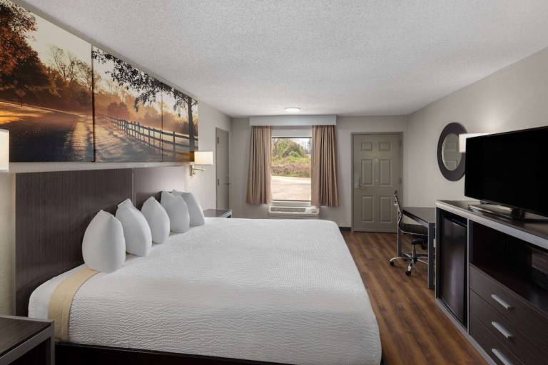 Motel  Childersburg