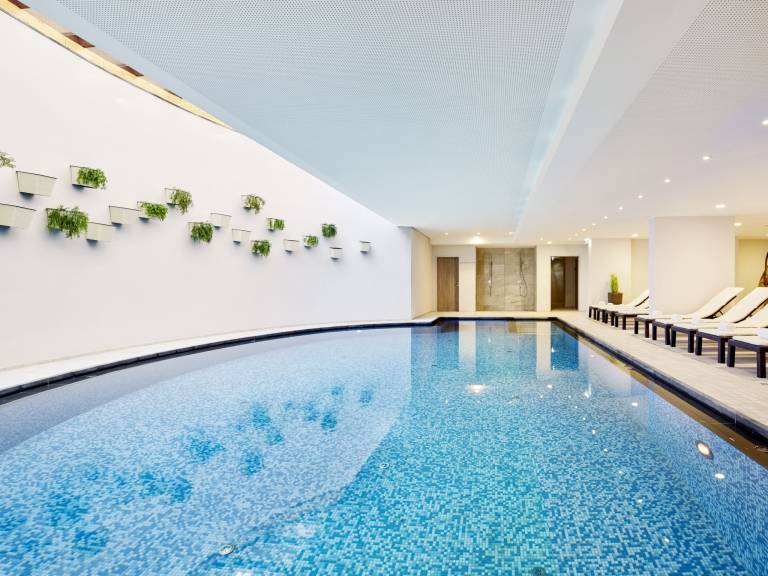 Apartment with heated pool, yard & sauna | Nature view — photo 5