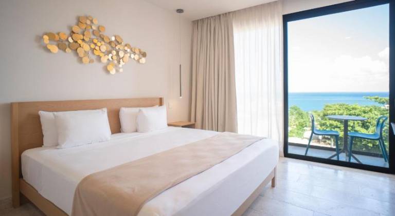 Beautiful holiday apartment with terrace & pool | Close to the beach | Dogs allowed — photo 2