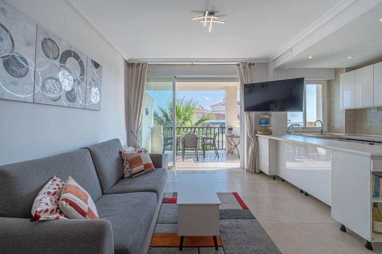 Holiday apartment with barbecue, pool & garden | Garden view — photo 5