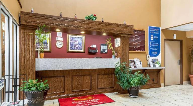 Econo Lodge Inn & Suites Fairview Heights - St. Louis — photo 4