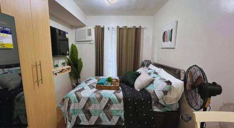 Serviced apartment with garden, terrace & private pool | Pets are welcome in Tagaytay
