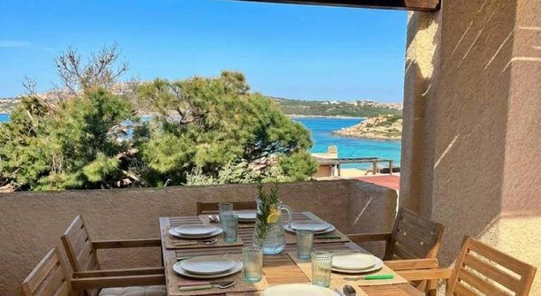 House with 1 room for 6 persons in Santa Teresa di Gallura