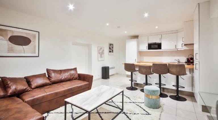 Rental apartment with 2 rooms for 4 persons — photo 4