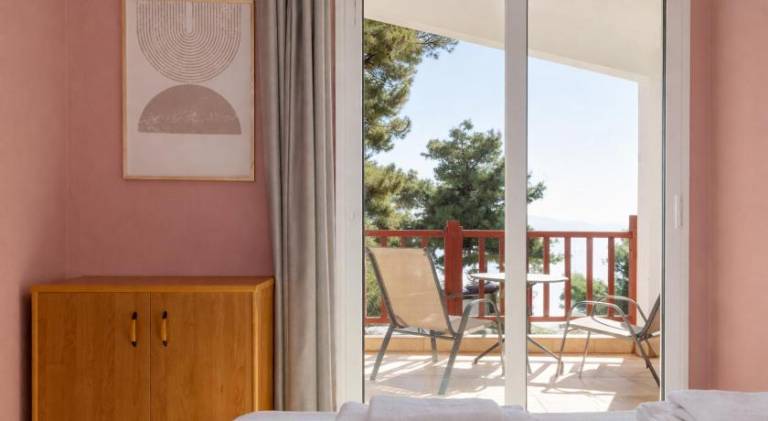 Apartment with 4 rooms for 8 persons — photo 2