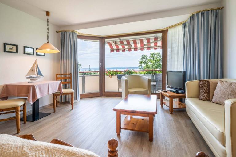 Suite A mit Balkon und Seesicht