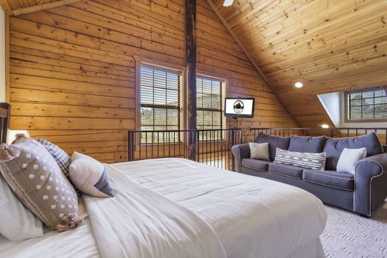 Cabin  Hollister