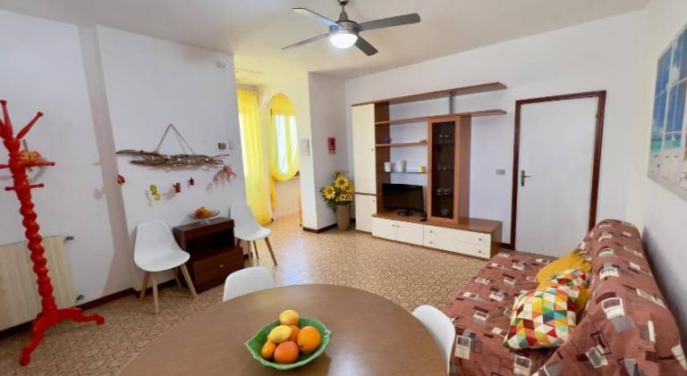 Apartment with 2 rooms for 6 persons — photo 2